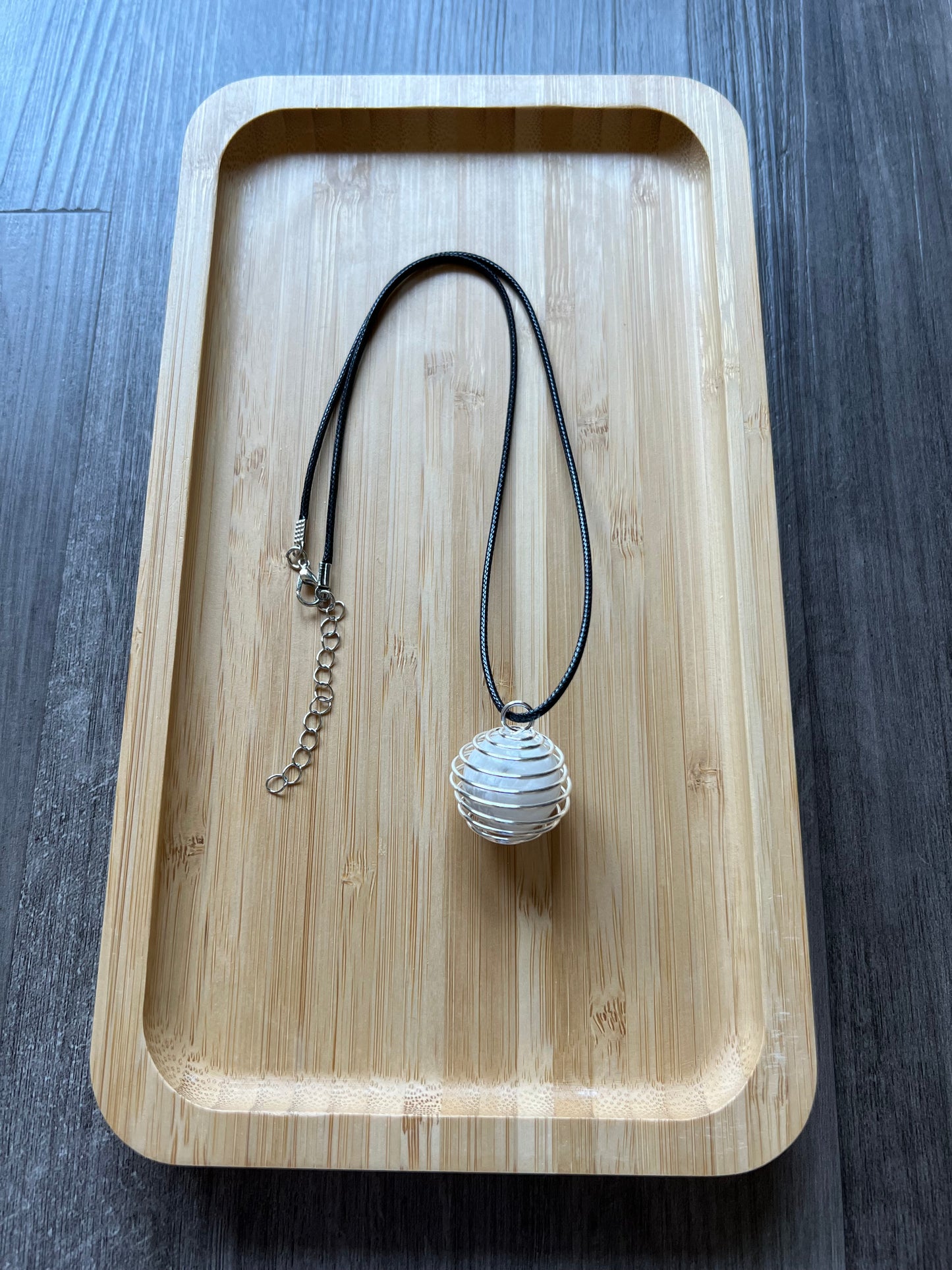 20 mm White Howlite Stone Necklace
