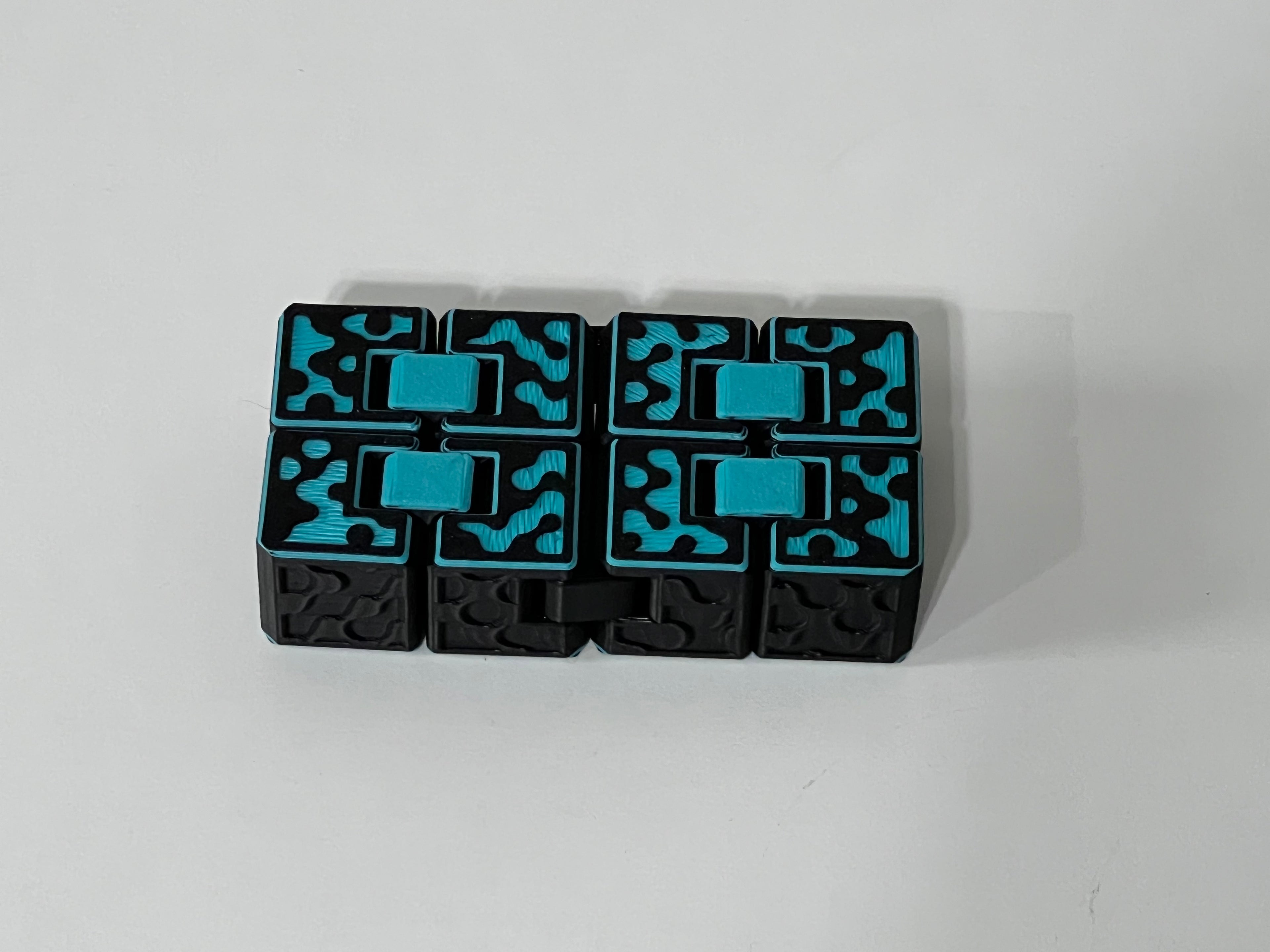 Infinity Fidget Cube w/ Design 3D Print