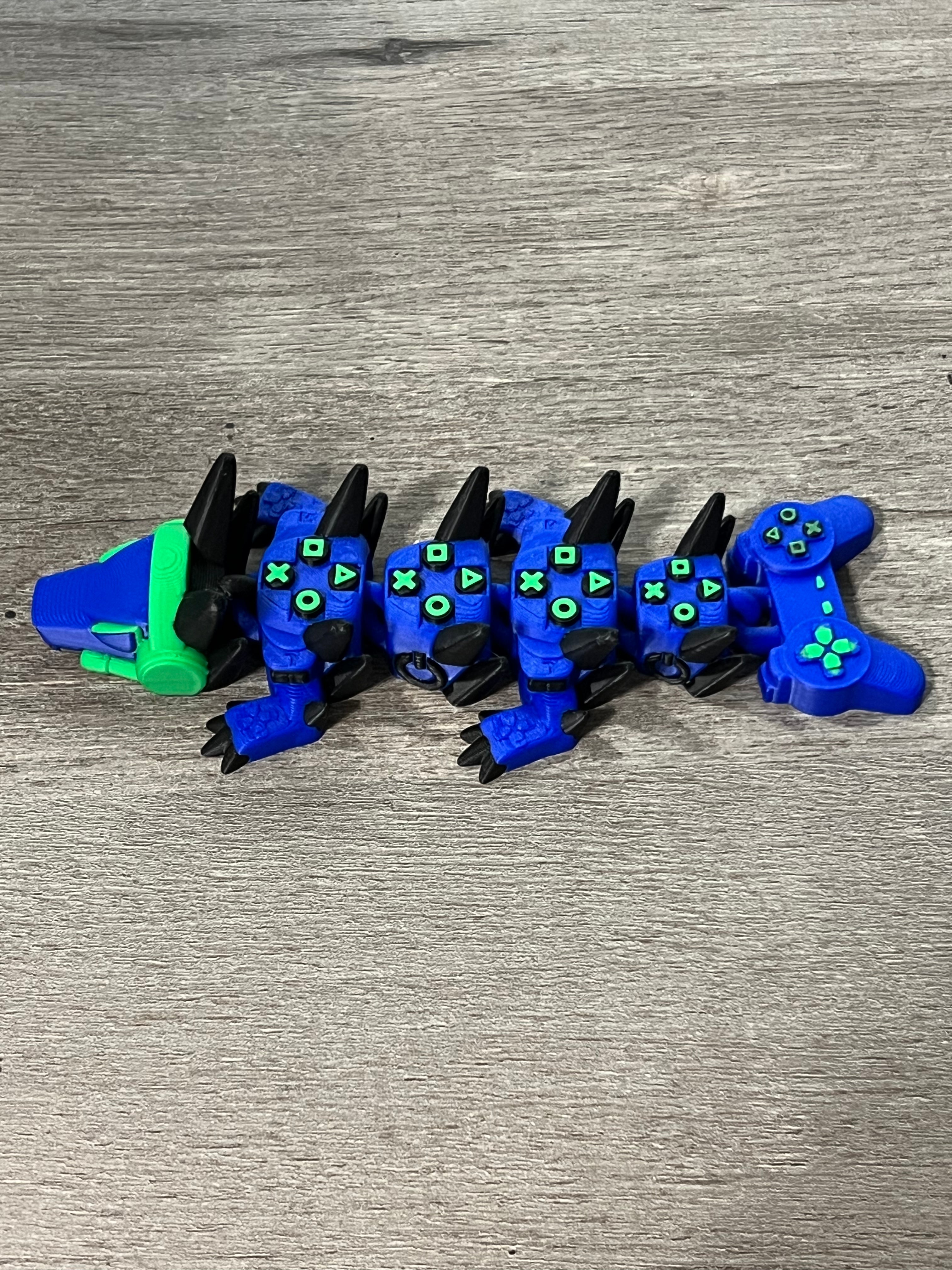 Boy Gamer Dragon - Small - 3D Print