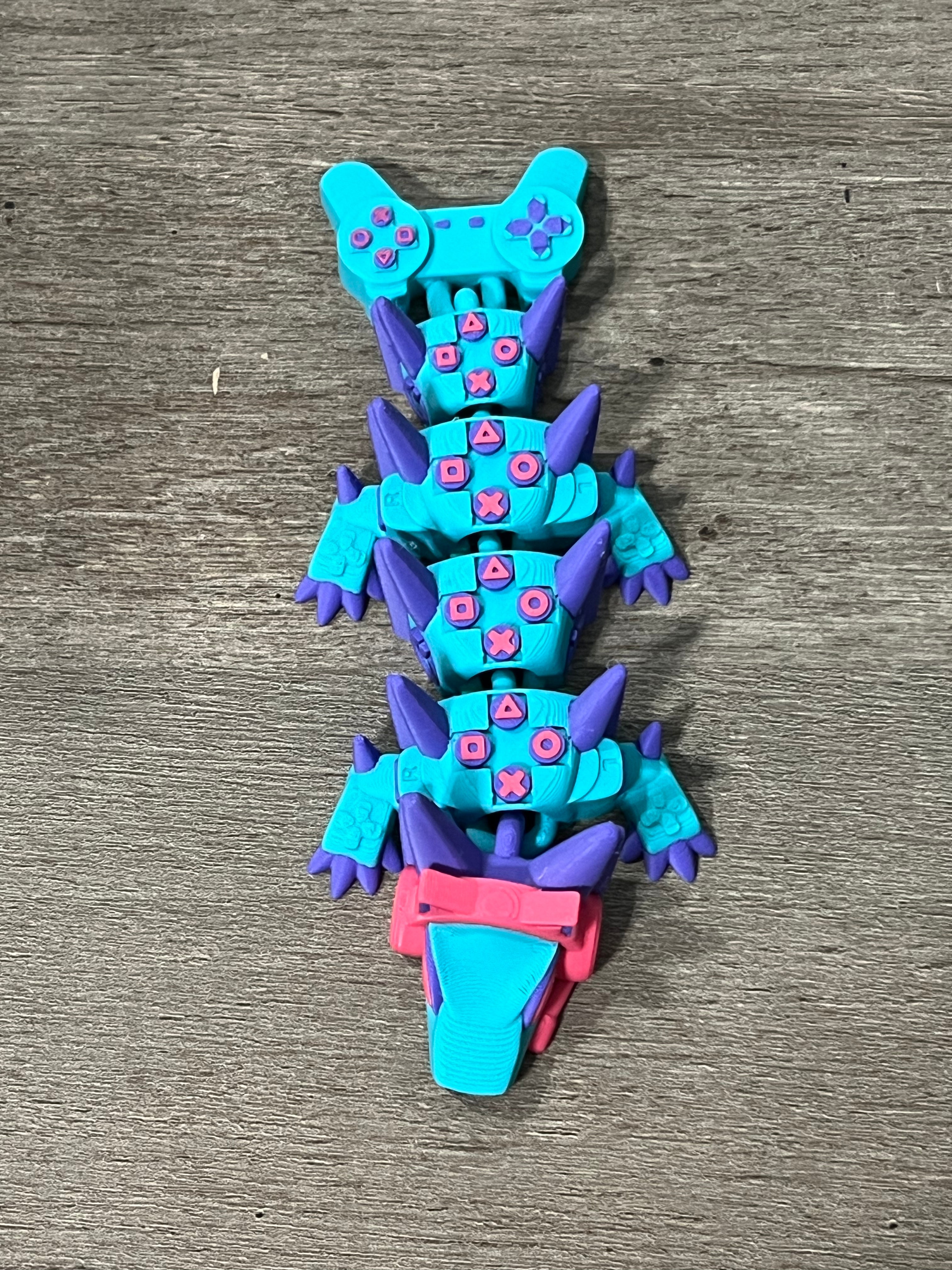 Girl Gamer Dragon - Small - 3D Print