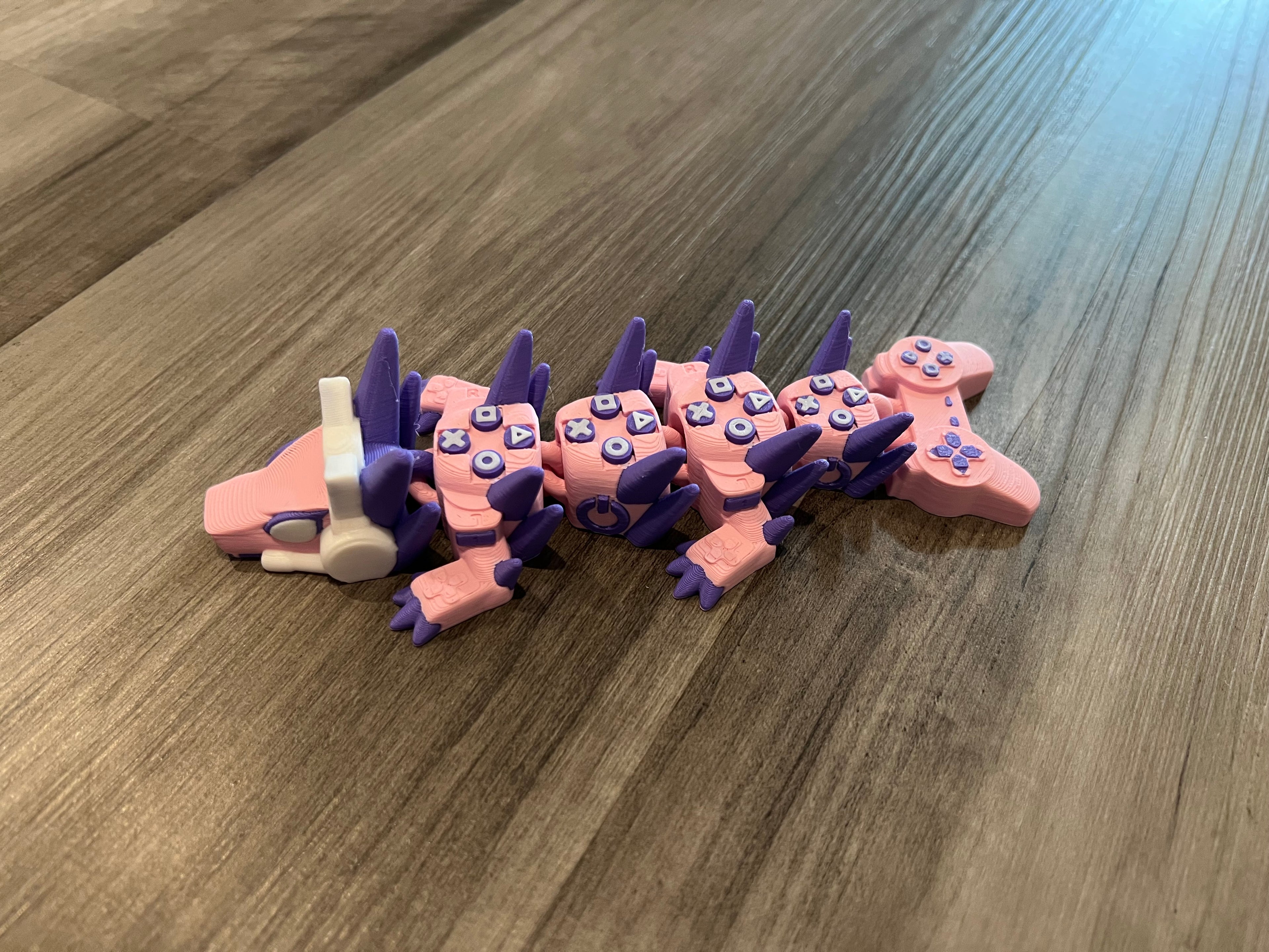 Gamer Dragon - Small - 3D Print